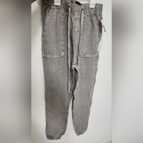 NEW WOMANS LINEN CARGO PANTS, SZ SMALL - Picture 1 of 7